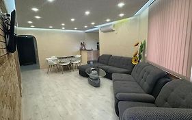 Sunny & Stylish Apartment